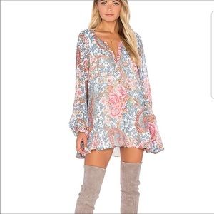 Show Me Your MuMu Jamie Tunic in Gray Gardens